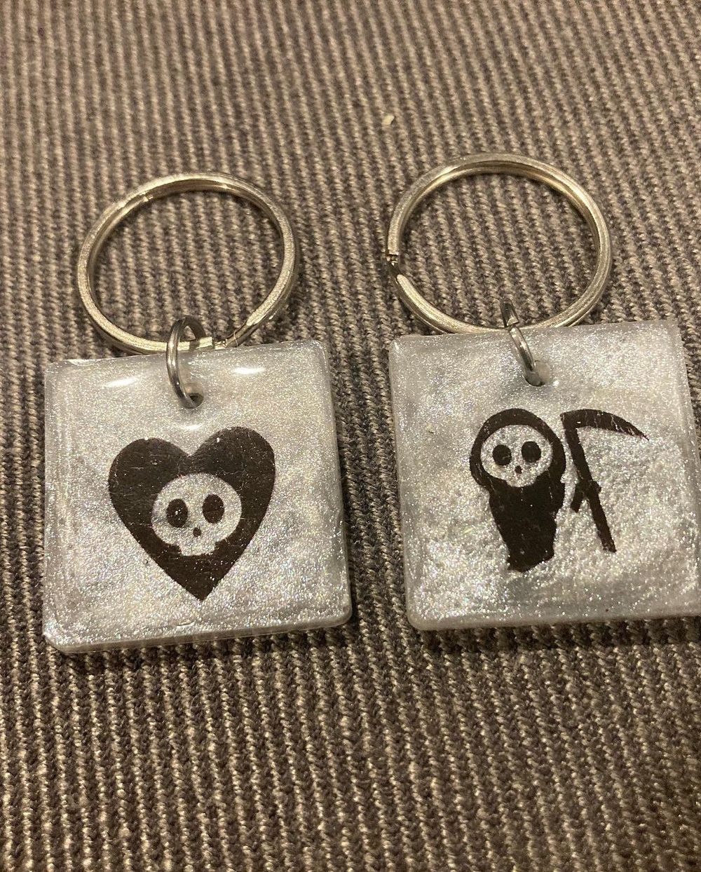 Keychain - Grim Reaper or heart skull, silver