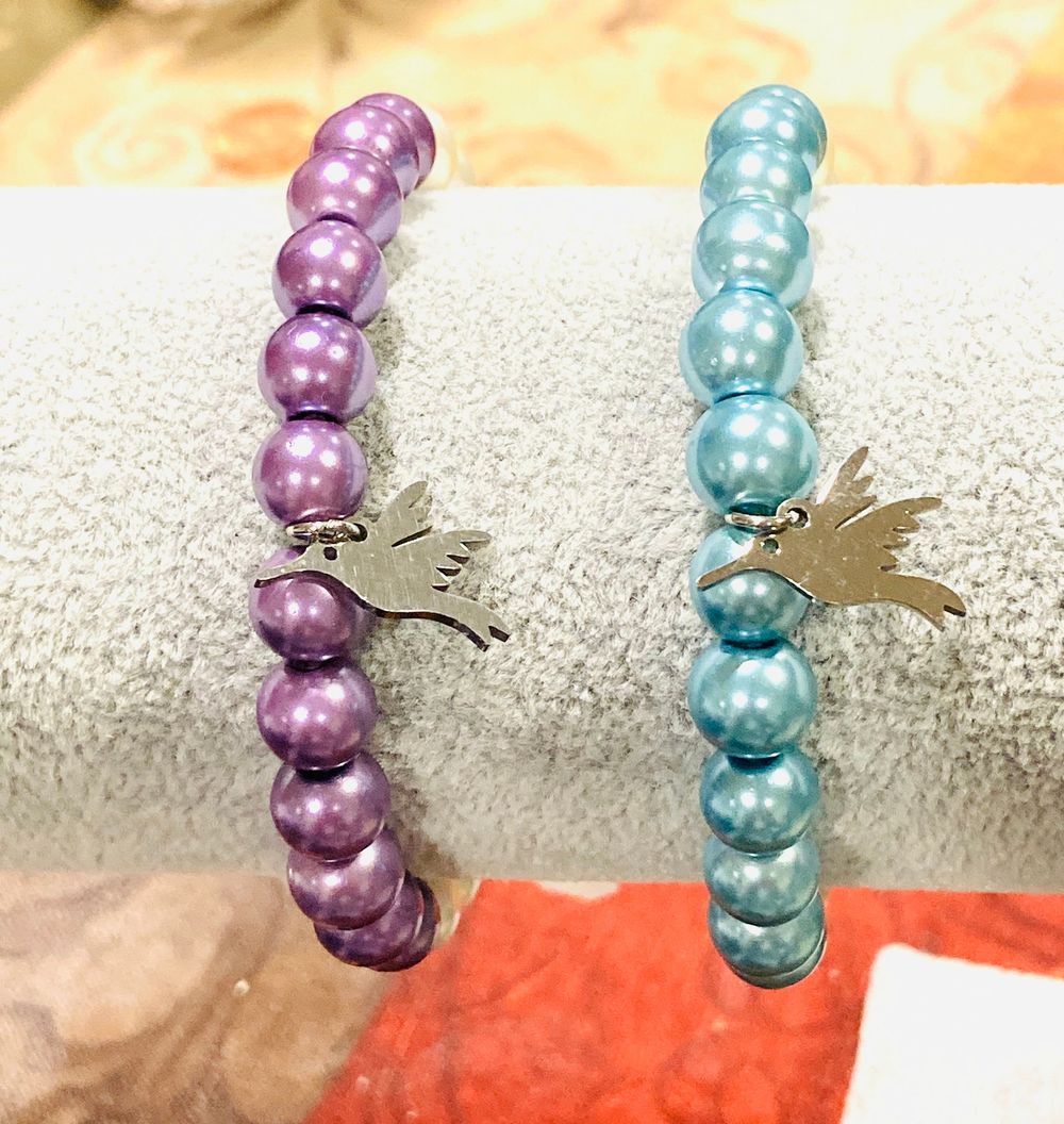 Charm bracelet - hummingbird, purple or blue, stretchy